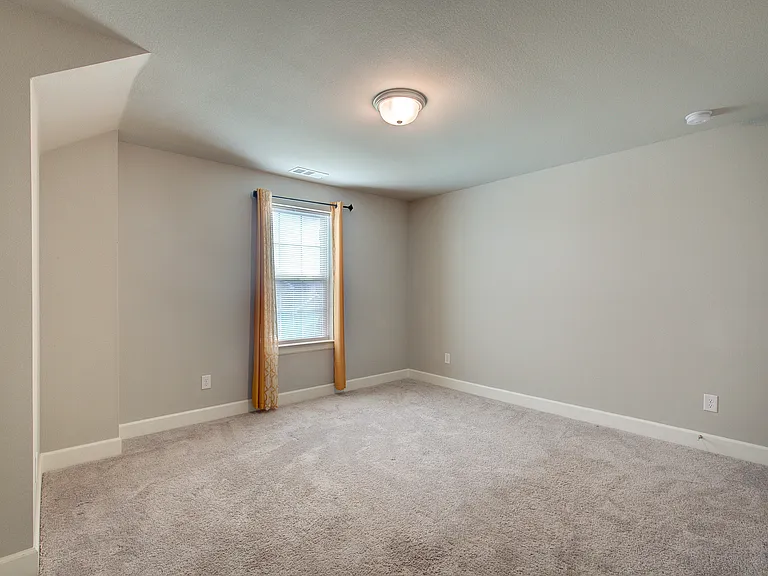 1817 Arbor Dr — Photo 17