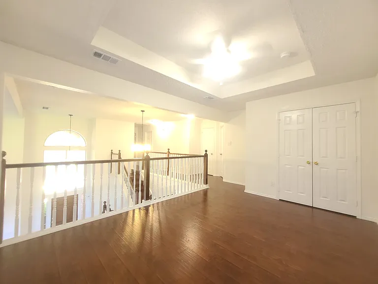 2217 Sky Harbor Dr — Photo 7