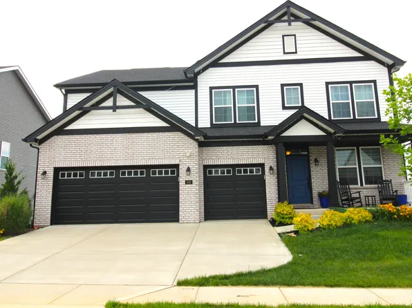 818 Memsie Dr, O'Fallon, MO 63368