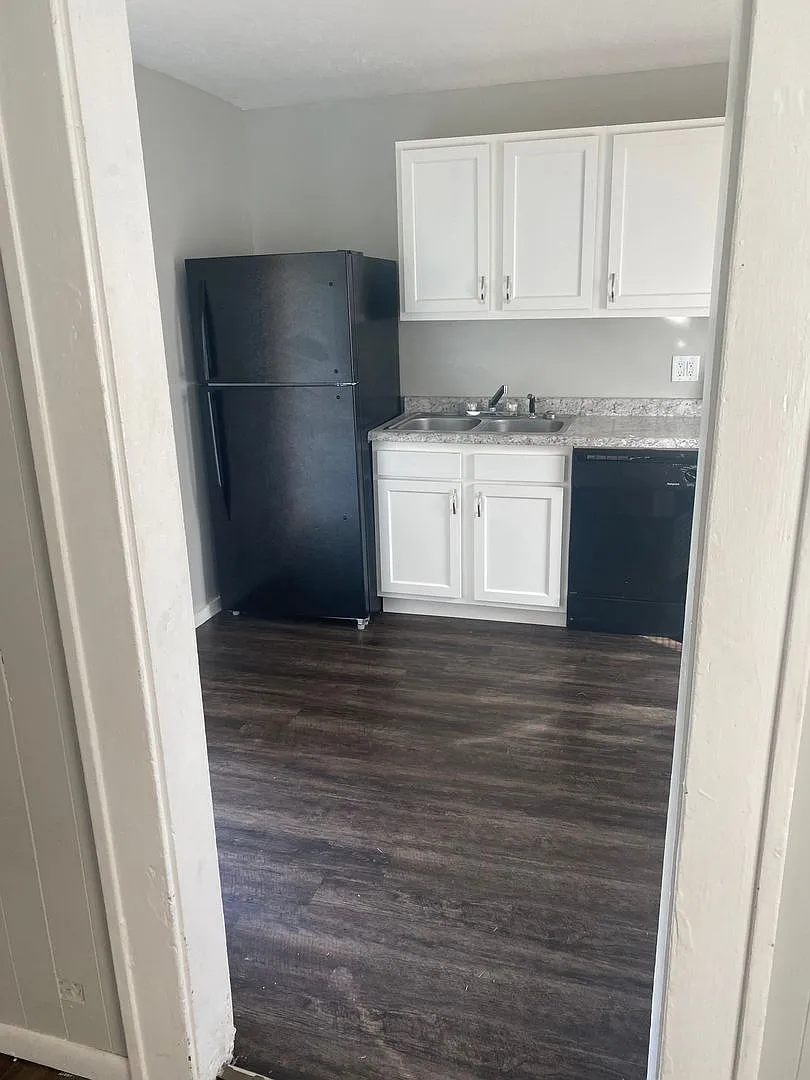 Two Bedroom Home close to Ball State Campus — Photo 2