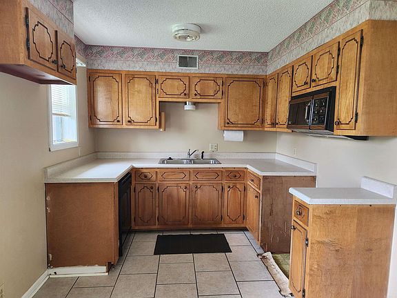 2nd image of 507 Maumelle St