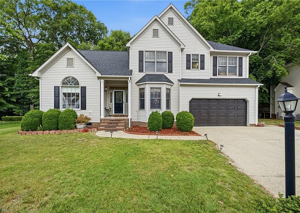 1st image of 108 Lake Pointe Dr