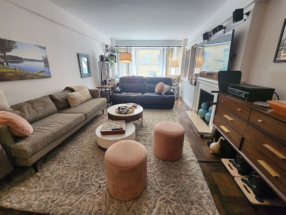 1st image of 40 Central Park S #8F