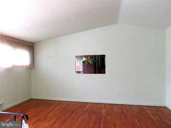 5th image of 9908 Ashburton Ln