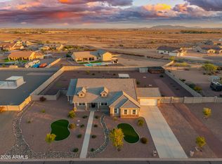 9037 W GARNET MOUNTAIN Drive, Casa Grande, AZ 85194