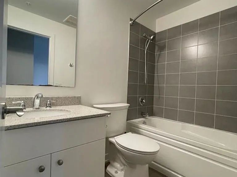 255 Northfield Dr E #314 — Photo 16