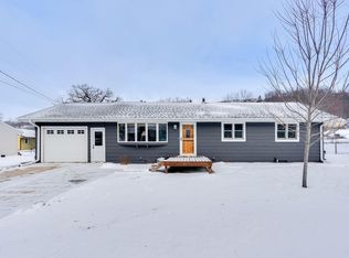 2215 Langsdorf Ave, Red Wing, MN 55066