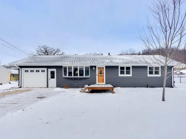 2215 Langsdorf Ave, Red Wing, MN 55066