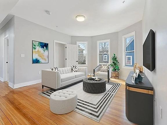 3rd image of 7 Austin St APT 2
