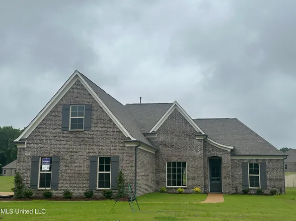 691 Wells Dr, Hernando, MS 38632