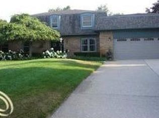 4333 Pierce Dr, Shelby Township, MI 48316