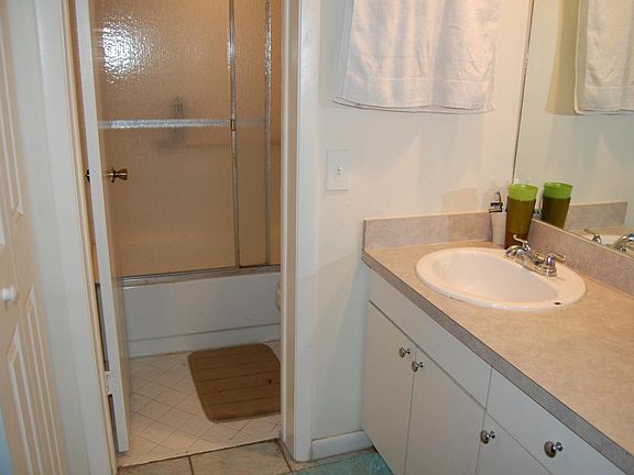 5th image of 8035 NW 15th Mnr