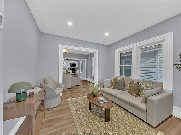 2nd image of 2181 Howard Ave