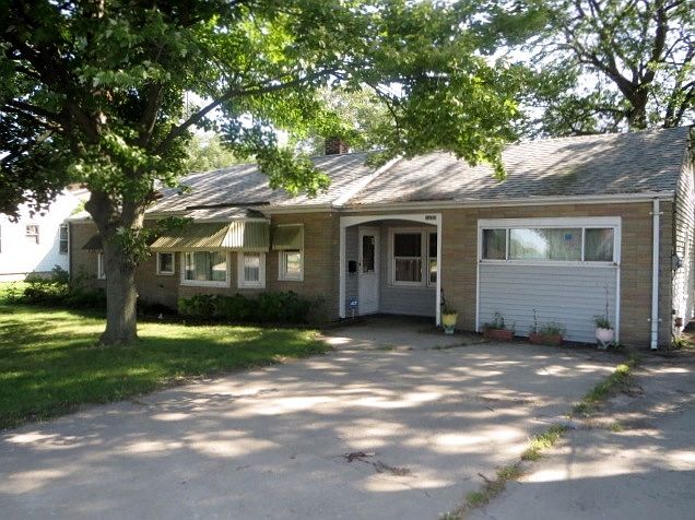 1st image of 1439 Sheffield Ave