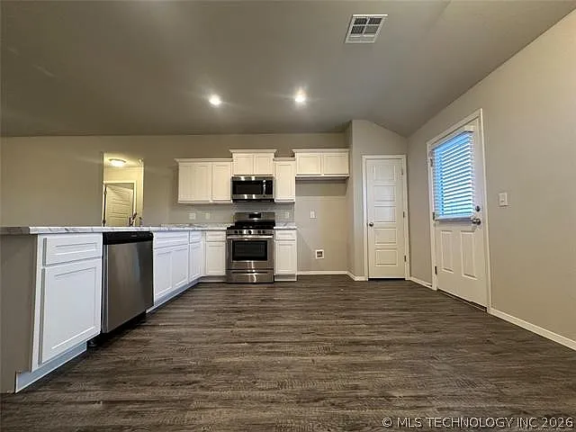 10813 N 101st Ct E — Photo 7