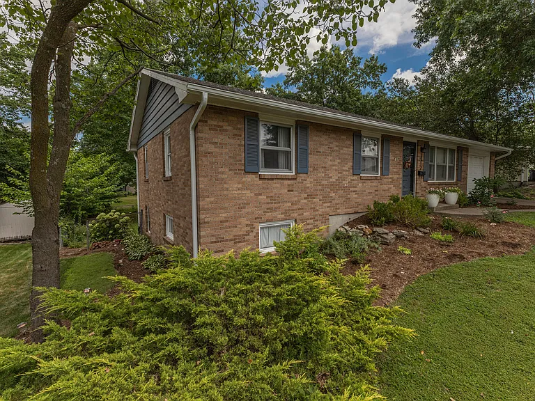 3312 Lynnwood Dr — Photo 42