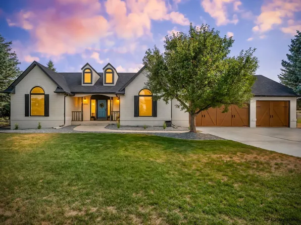 2485 Tranquility Rd, Cheyenne, WY 82009