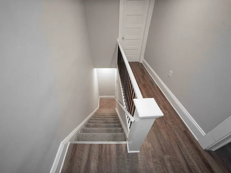 1376 Gladys Ave #1376 — Photo 24
