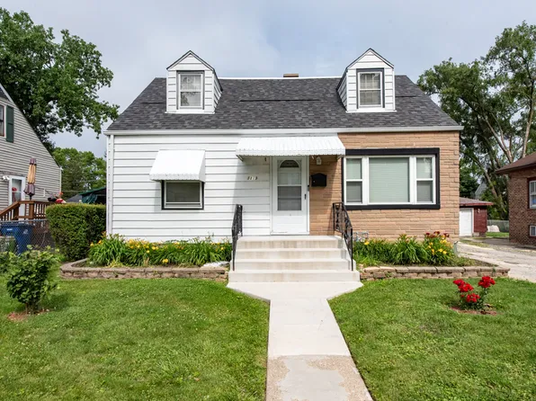 1819 Seymour Ave, North Chicago, IL 60064