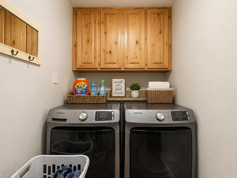 722 Lambrecht Ln — Photo 13