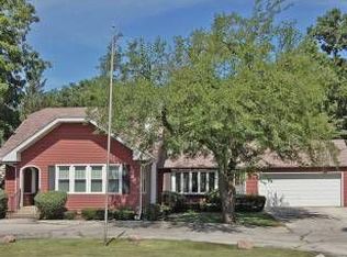 1776 Rand Rd, Des Plaines, IL 60016