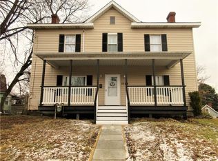1728 Rebecca St, New Kensington, PA 15068