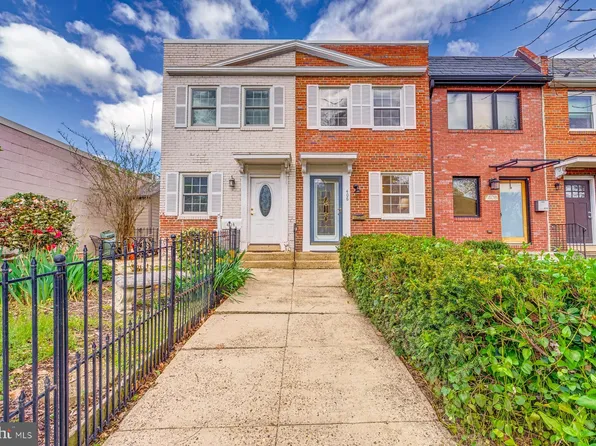 406 N Henry St, Alexandria, VA 22314