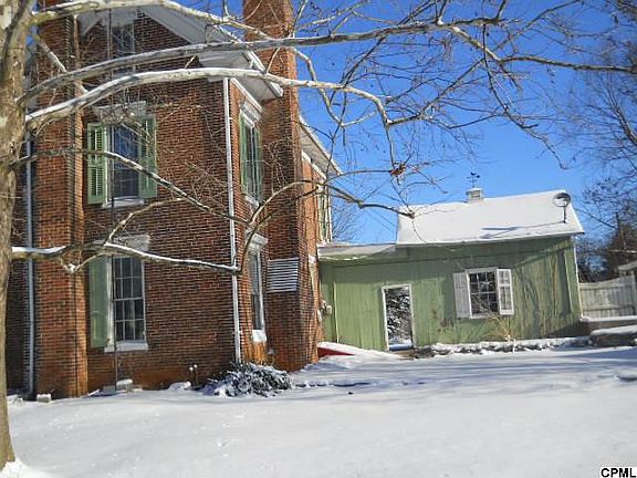 3rd image of 12 Beidler Dr