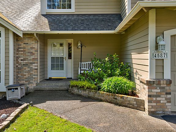 2nd image of 4587 SE Parsons Green Ct