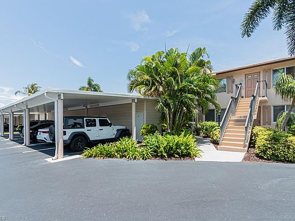 3rd image of 149 Palm DR #17
