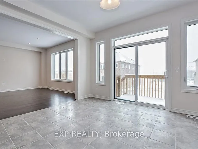 39 Morrison Dr — Photo 3