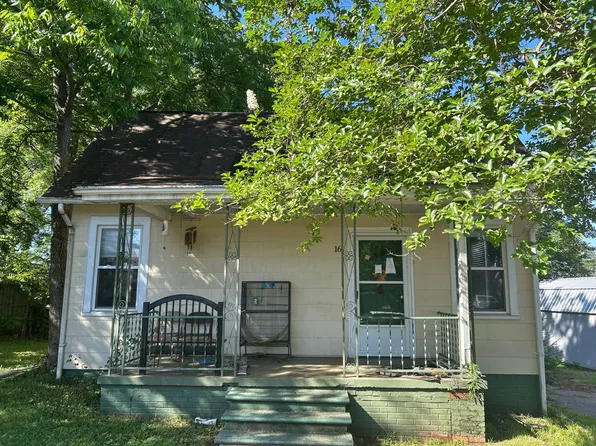 16 Walnut St, Startex, SC 29377