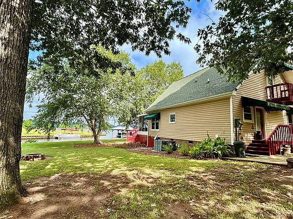 2nd image of 57 Ridgewood Dr