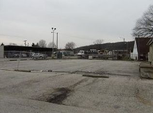 2915 7th Ave, Charleston, WV 25387
