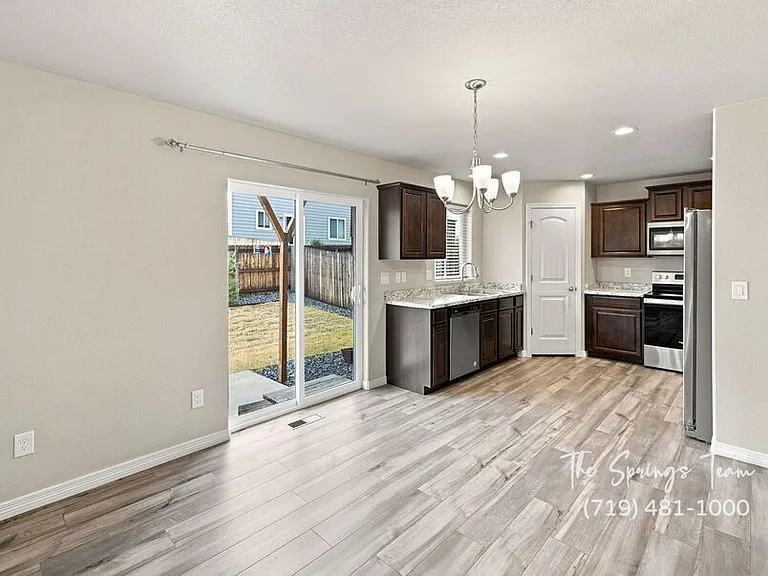 5338 Kingscote Dr — Photo 14