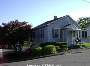 41 Forest St, Naugatuck, CT 06770