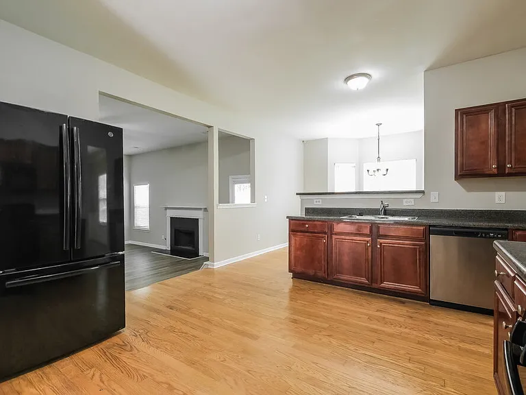 1260 Red Cedar Trl — Photo 8