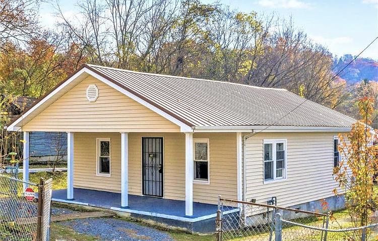 1st image of 2608 Lockwood St