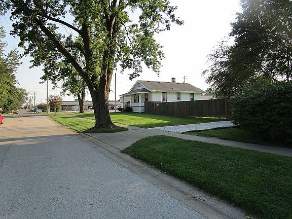 2nd image of 1255 Lindenwood Ave