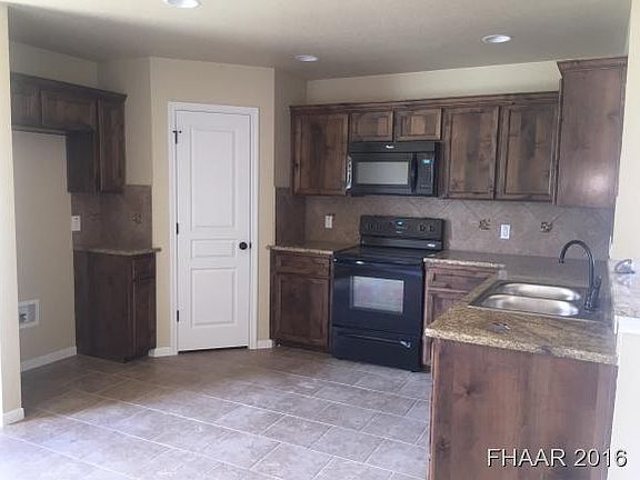 4th image of 3437 Horizon St