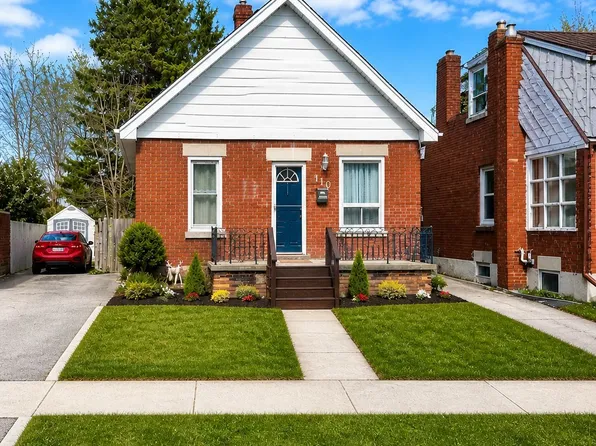110 Saint Julien St, London, ON N5Z 2M7