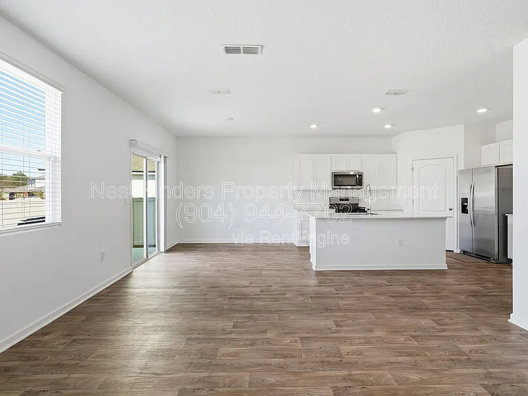 190 Ardila Cir — Photo 10