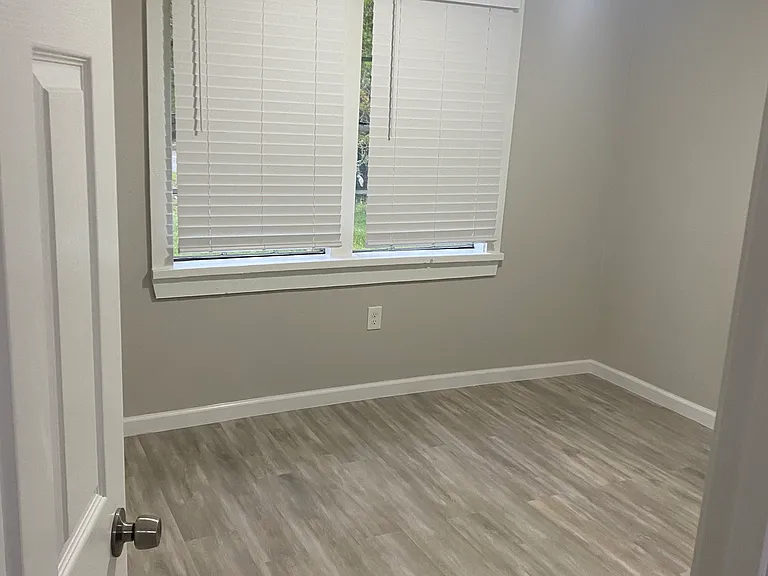 3910 Old Baker Rd — Photo 3