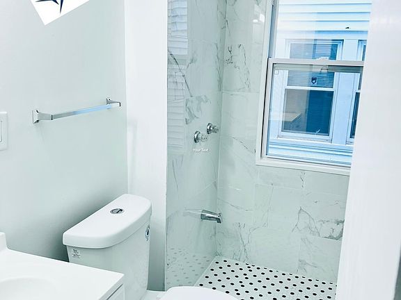 3rd image of 13105 Lorenzo Ave #1