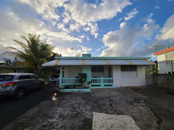 Calle 1 Parcela Mucarabones #24, Toa Alta, PR 00953