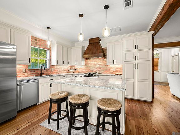 2nd image of 12829 Stutgart Ave