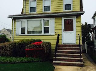 365 Mill Rd, Hewlett, NY 11557