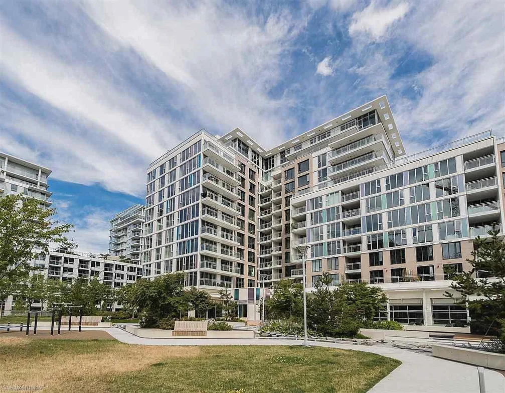 8800 Hazelbridge Way Richmond — Photo 1