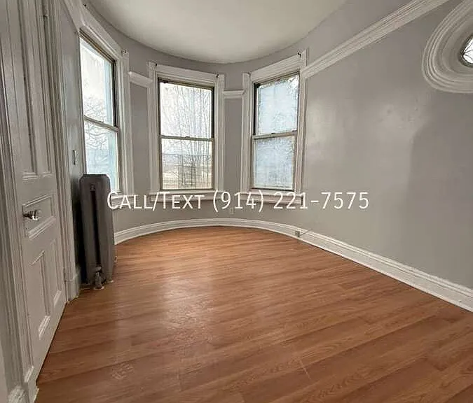 584 Warburton Ave #2 — Photo 1