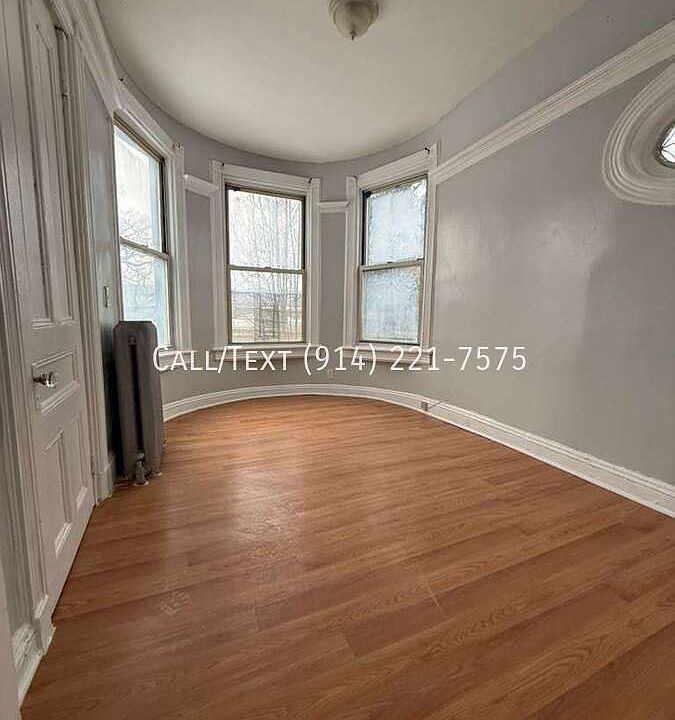 1st image of 584 Warburton Ave APT 2